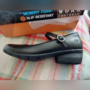 Skechers Black Slip-Resistant Women's Shoes